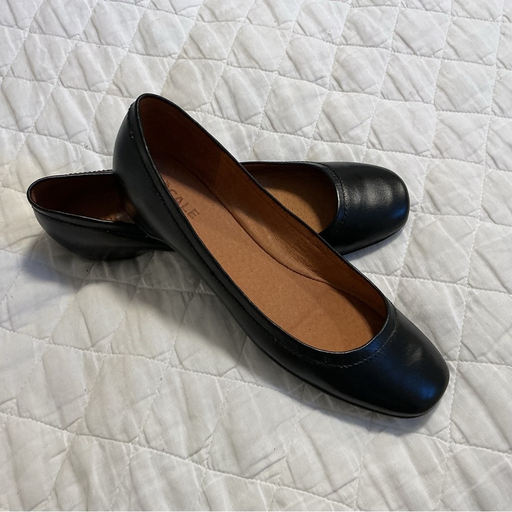 Locale black wedge ballet shoe size 39